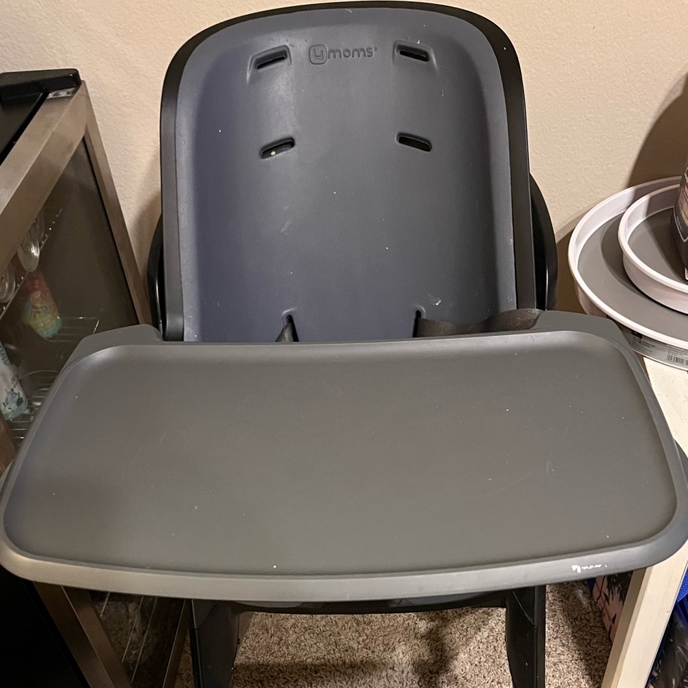 4 moms Highchair